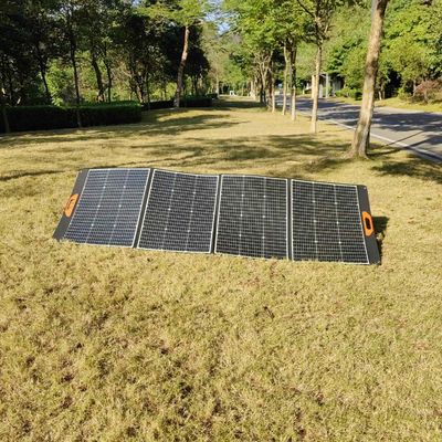Outdoor-Photovoltaik-Portable Power Station mit Solarkollektor