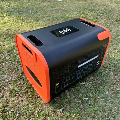 2200 Watt Outdoor-Mobilstromversorgung mit 220 V Ausgangsspannungsfluktuationsbereich und Leistung