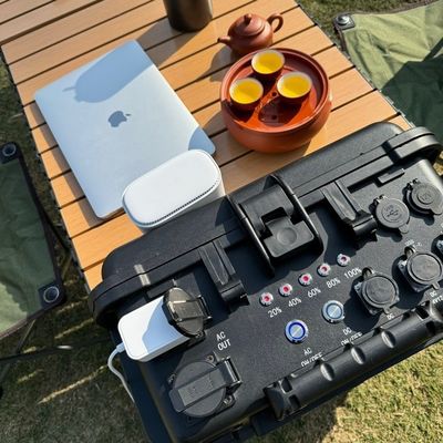Wechselstrom-Reine Sinuswellen-Ausgabe Schwarz Multi-Funktion 6kw Kraftwerk für Off-Grid Leben