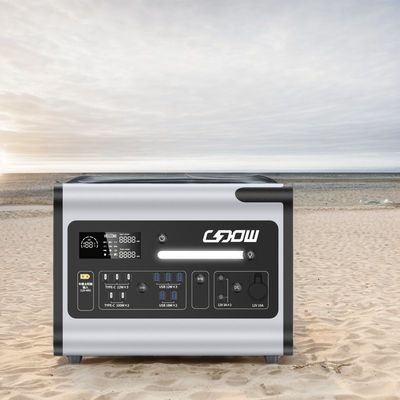 2048wh Nominalkapazität Portable Power Station mit schneller Ladung von 1500 Watt und Solarzellen