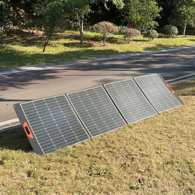 300W Klappbare Camping-Solarzellen Monokristalline Zelle Kleines Heimsystem