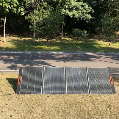 300W Klappbare Camping-Solarzellen Monokristalline Zelle Kleines Heimsystem