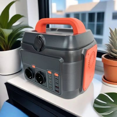 576wh tragbares Kraftwerk 110V 220V 600W Solargenerator