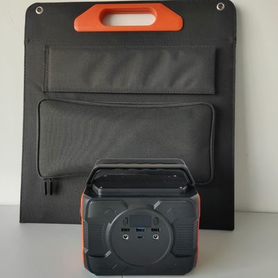 Stetig eingeschaltetes 4W LED-Licht und modifizierte Welle AC-Ausgang in 200W tragbaren Solargenerator