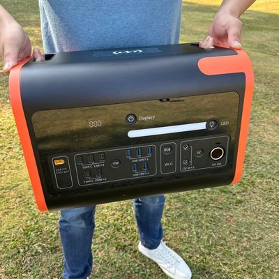 2200W reiner Sinuswellenumrichter Solargenerator mit Lithium-Eisen-Phosphat-Batterie