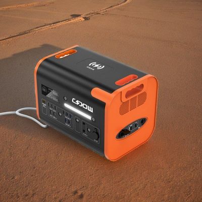 Leistungskapazität Portable Power Station 600W 2000W 2200W Schwarz mit Orange BMS Schutz