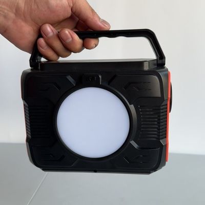 Leichter Lithiumbatteriegenerator mit 200 Watt QC3.0-Ausgang und Typ C-Eingang/Ausgang