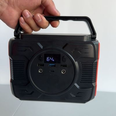 Leichter Lithiumbatteriegenerator mit 200 Watt QC3.0-Ausgang und Typ C-Eingang/Ausgang