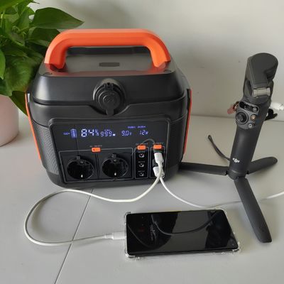 2024 Hot Mini 600W Solargenerator Portable Power Station mit Liquid Crystal Display