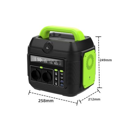 Un Wechselstromanschluss 600W wiederaufladbare Beleuchtung tragbares mobiles Kraftwerk Solargenerator