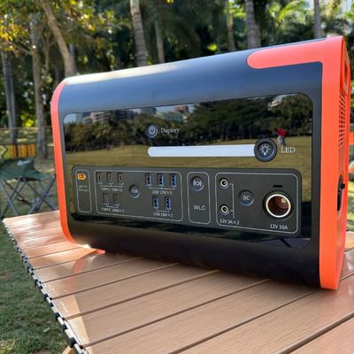 Mobile USB-Stromversorgungsanlage 2000 Watt Solargenerator mit schneller Ladung mit Typ-C 3*18W/2*100W