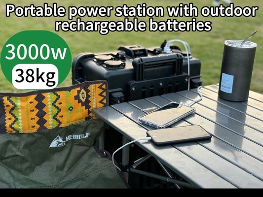 Eingebautes Feuerlöschgerät 3000 Watt wiederaufladbare Batterie Außensolargenerator