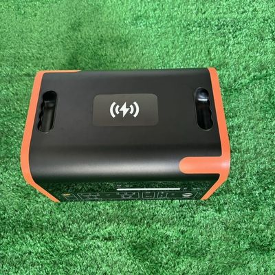 Wireless Charging 15W CE Un38.3 MSDS zertifiziert 2200W tragbares Kraftwerk für Notfälle