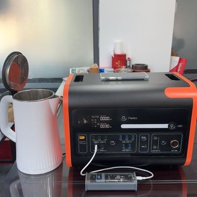 2200W/2048wh tragbares Kraftwerk mit feuerfestem Gehäuse und reinem Sinuswellenumrichter