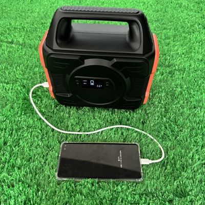 300 Watt Leistung wiederaufladbarer Solargenerator für tragbare Kraftwerke und Campingplätze im Freien