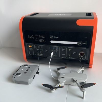 Reine Sine-Welle Portable Power Station 2200W/2048wh für Notfall Hot Orange im Freien