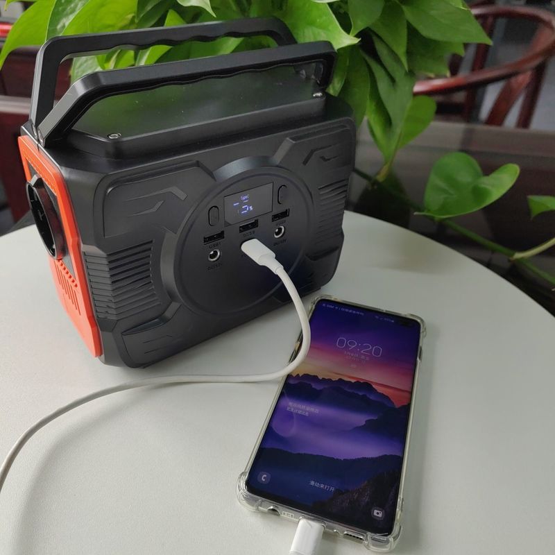 1.6kg Leichtgewicht und tragbare Solarstromgenerator 200W Powerbank für die Anpassung