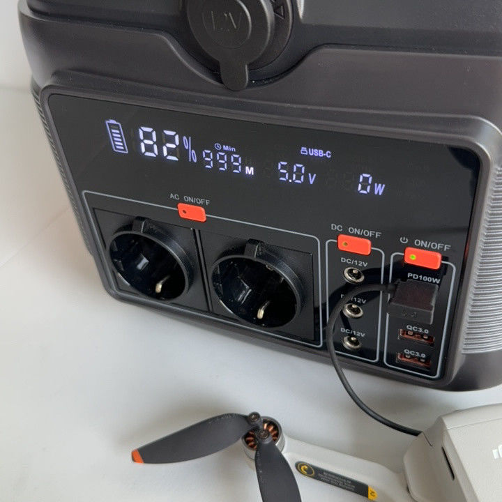 Reise-Portable Power Station 600W Lithium Energiespeicher Stromversorgung 6kg Sinuswelle