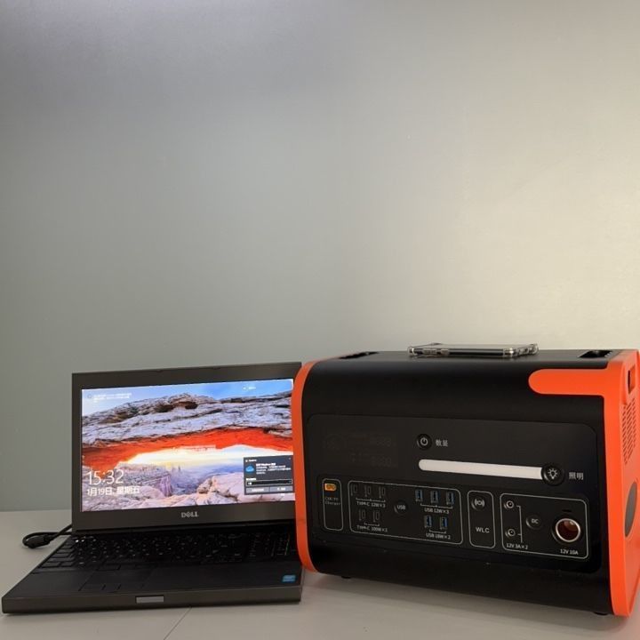 Längere Lebensdauer LiFePO4 Portable Power Supply 2200W Ausgangsspannungsfluktuationsbereich -5%-5%