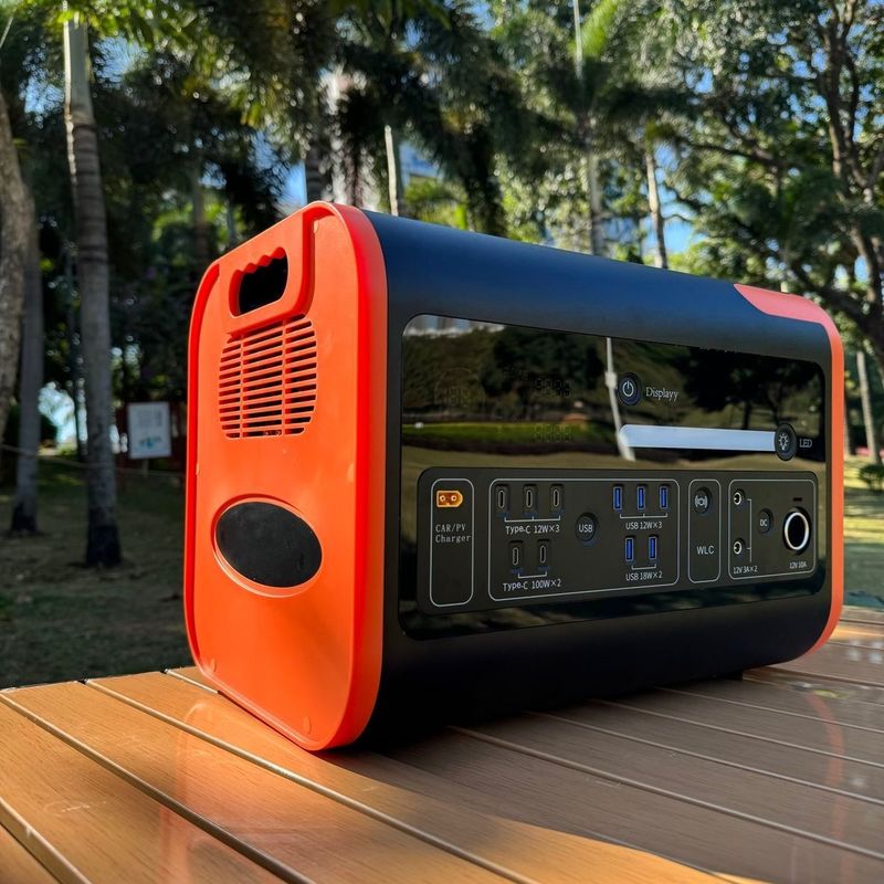 2000W 2200W Solarmobile Stromerzeuger Portable Power Station für Außenarbeiten