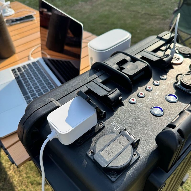 Große Kapazität 7000 Watt ST-70 ternäre Lithiumbatterie mobile Stromversorgung für RV Camping