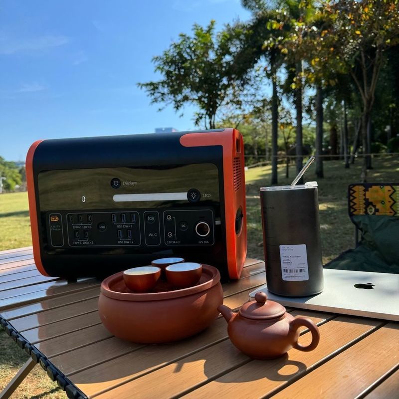 2000W 2200W LiFePO4 Batterie Portable Power Station für Outdoor-Camping Mains Lademodus