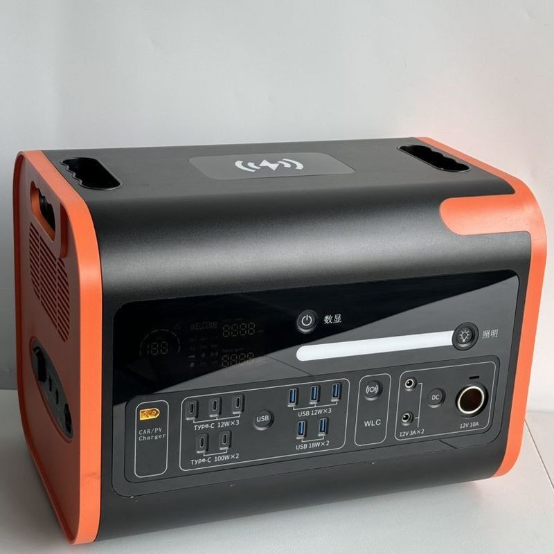 Verkaufen Sie 2200W hohe Kapazität Lithium Batterie portable Kraftwerk für schnelles Laden