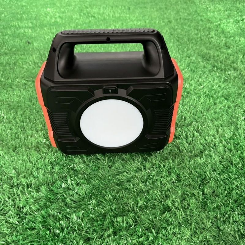 Innen-/Außenbereich 200W/300W/600W Outdoor Camping Notfall-Portable Power Station anwenden